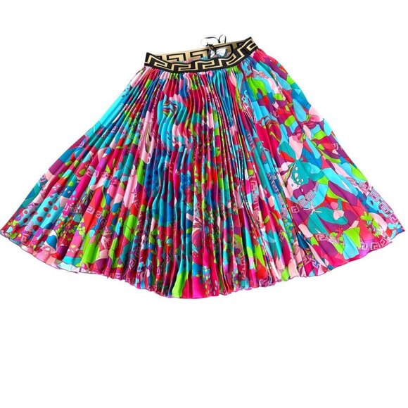 Versace Girls Pleated Skirt, Flowers Greca Twill, Size 5A - Picture 5 of 11